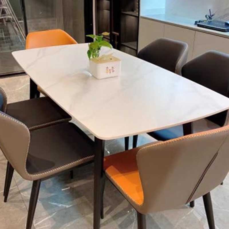 Chaise de salle à manger en cuir de style contemporain, chaise latérale à oreilles pour usage domestique