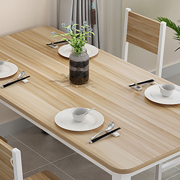 Mesa de estilo moderno con forma de altura estándar de forma rectangular y 4 patas base para uso en el hogar