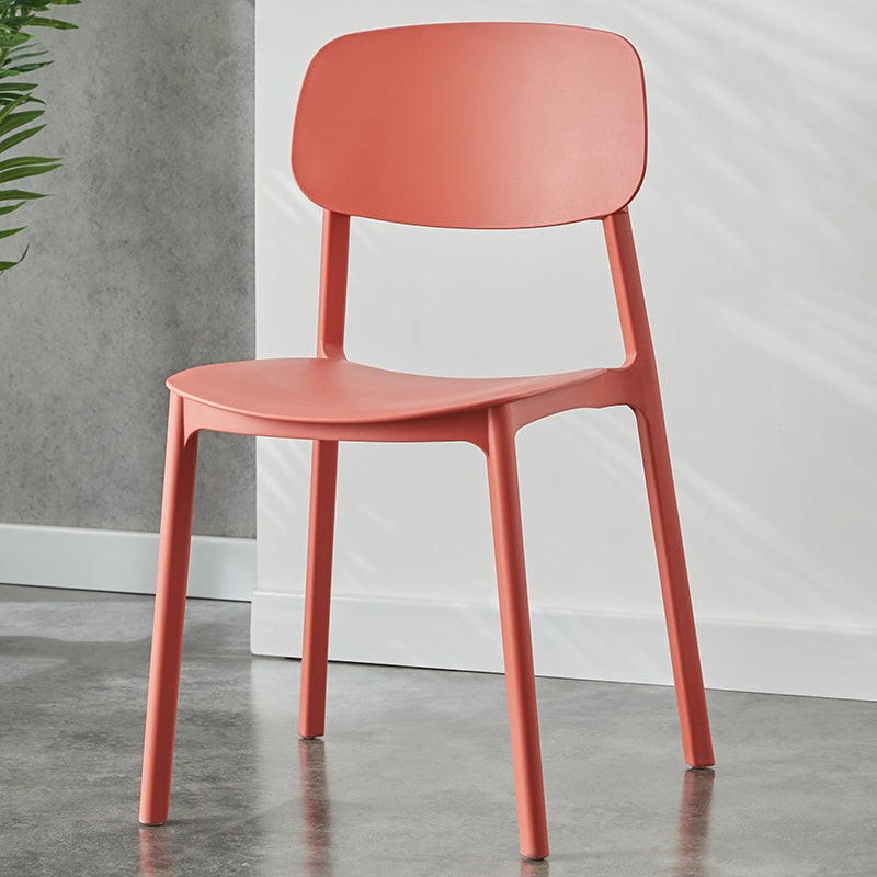 Chaise de salle à manger contemporaine en plastique, finition mate, chaise latérale de salle à manger à dossier ouvert