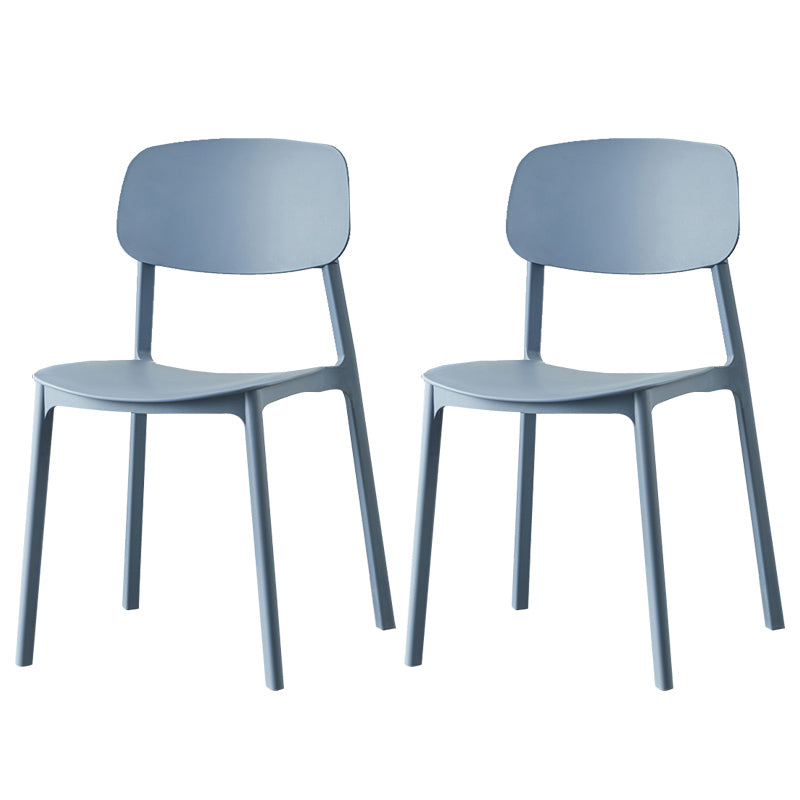 Chaise de salle à manger contemporaine en plastique, finition mate, chaise latérale de salle à manger à dossier ouvert