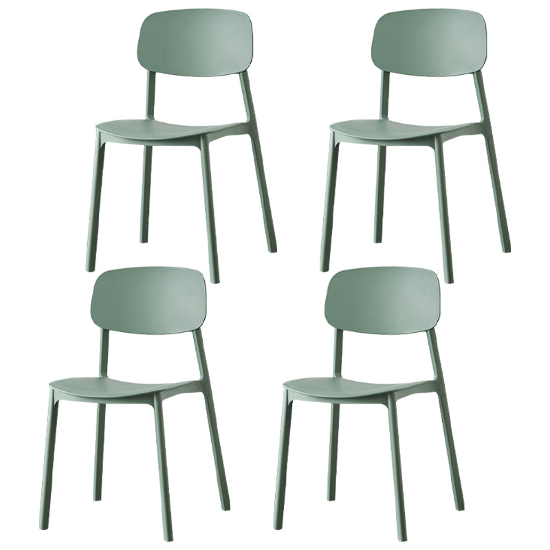 Chaise de salle à manger contemporaine en plastique, finition mate, chaise latérale de salle à manger à dossier ouvert