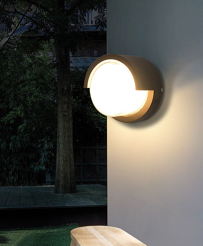 Fissature di illuminazione contemporanea con ombra acrilica arrotonda lampada esterna