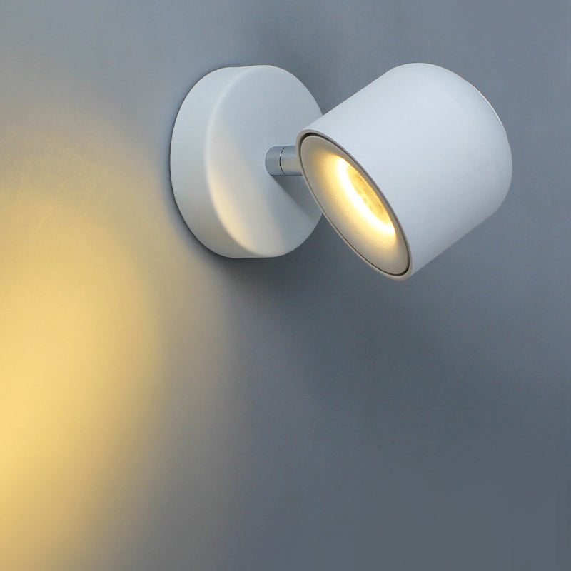 Luce da parete in stile muro ombreggiato in metallo per la camera da letto