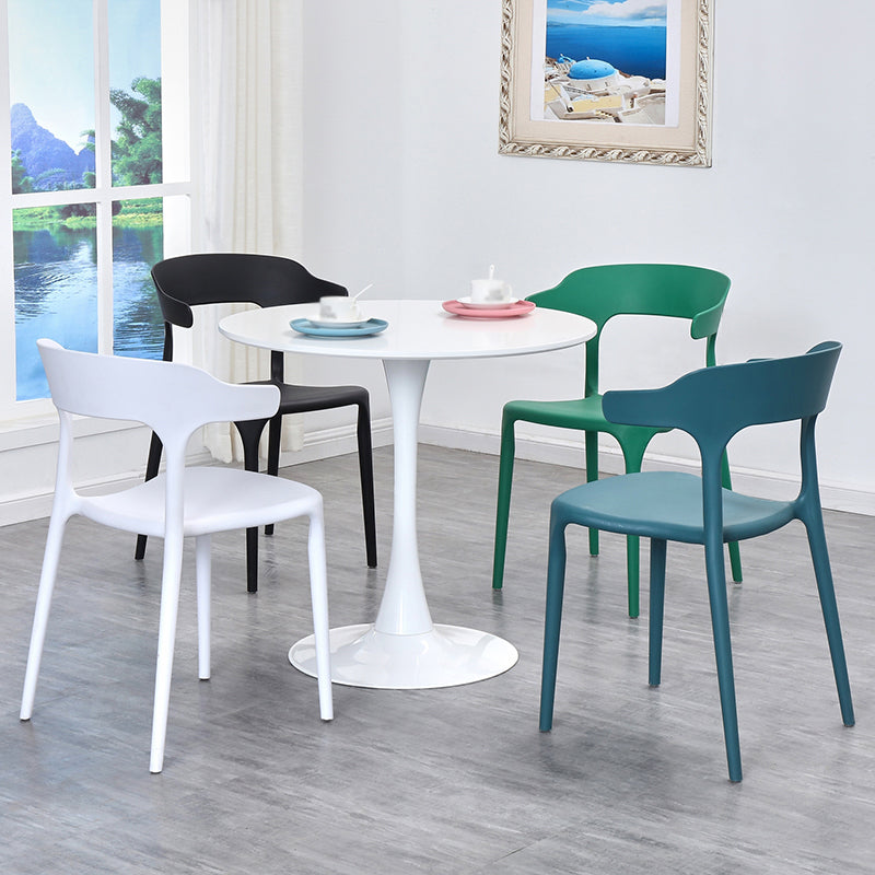 Fauteuils de salle à manger en plastique, fauteuils empilables à dos ouvert de cuisine d'intérieur