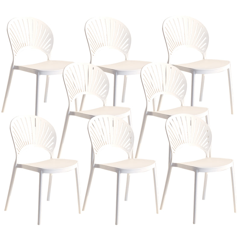 Chaise latérale arrière en plastique moderne Windsor 33" H dinant la chaise pour le restaurant