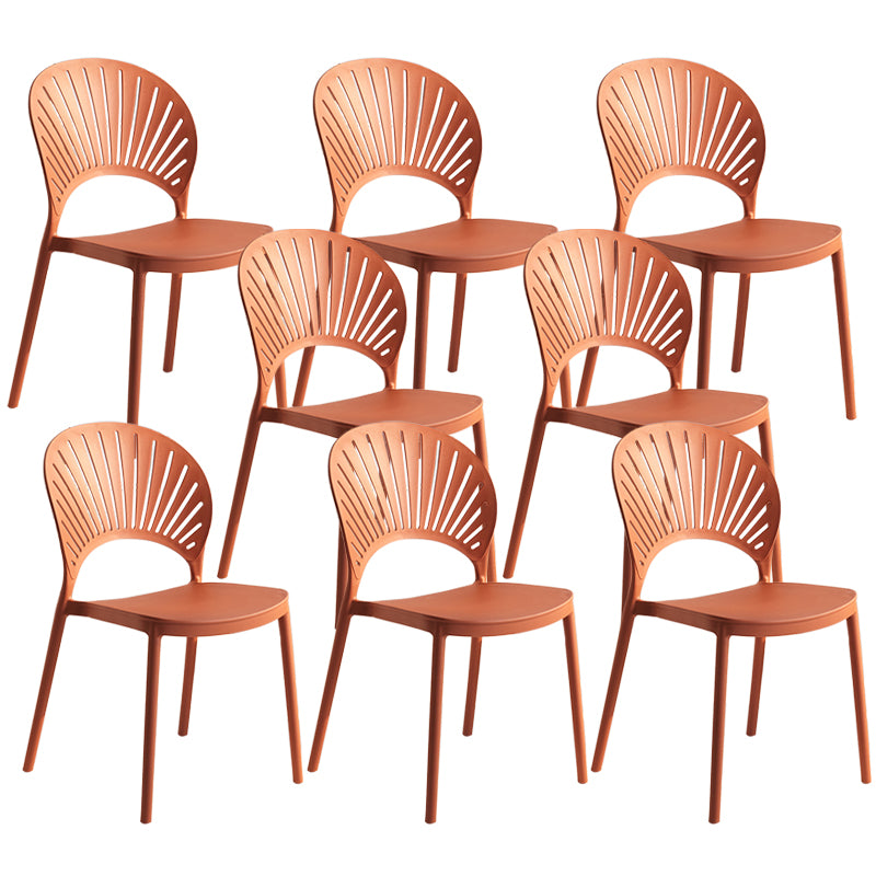 Chaise latérale arrière en plastique moderne Windsor 33" H dinant la chaise pour le restaurant