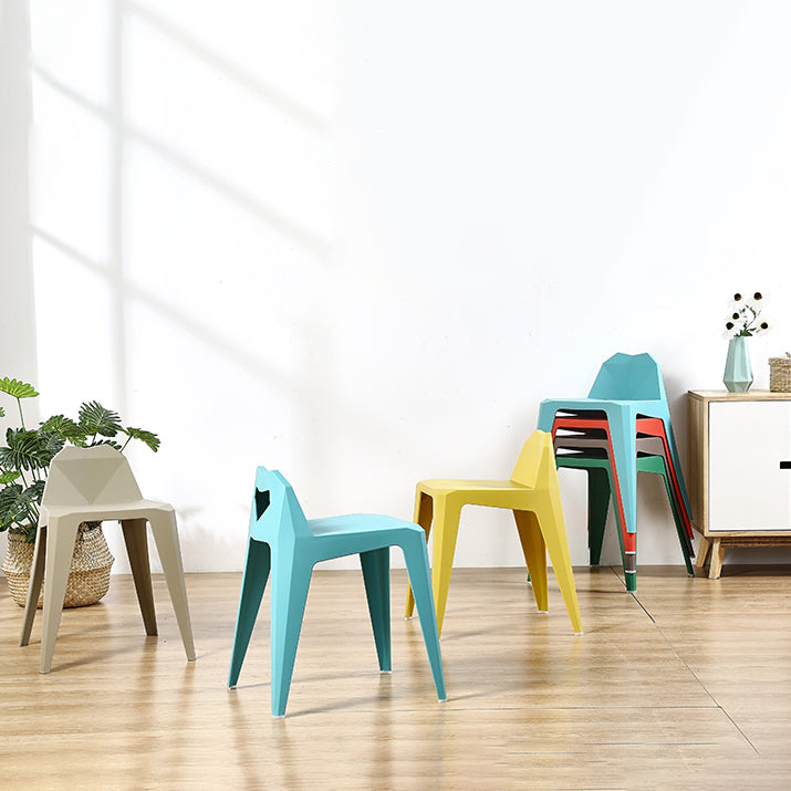 Chaise de salle à manger contemporaine à dossier solide, chaise de cuisine en plastique