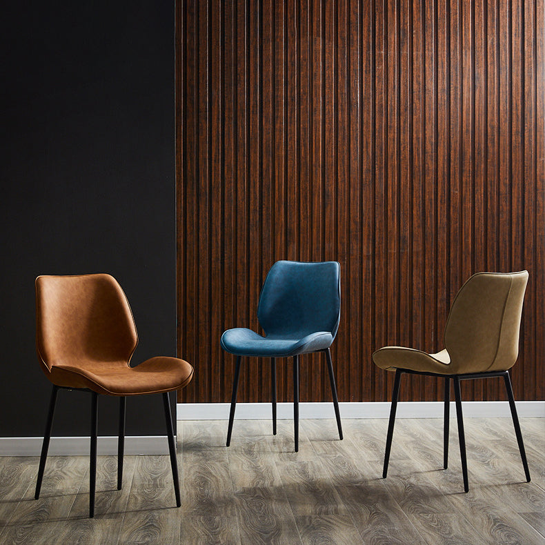 Chaise de salle à manger en métal de style contemporain chaise arrière solide avec jambes noires