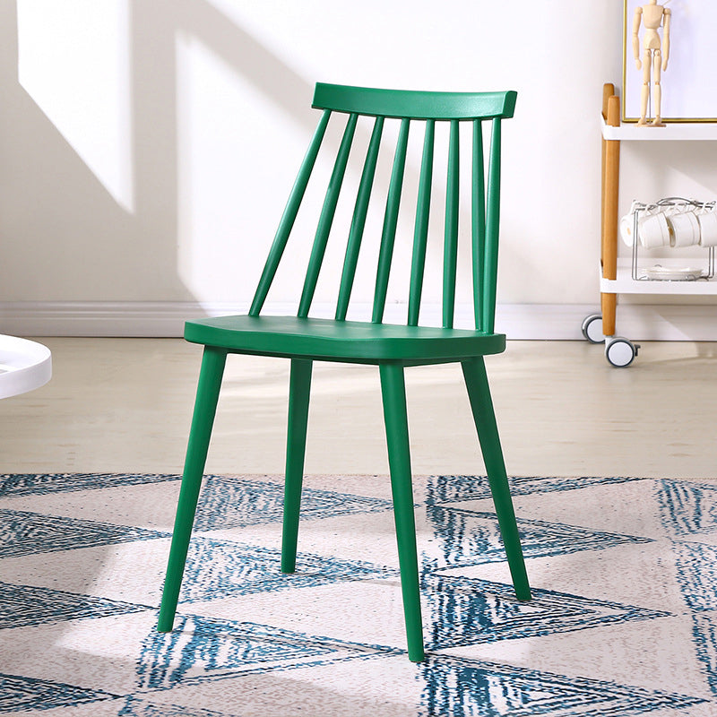 Chaise en plastique intérieure moderne
