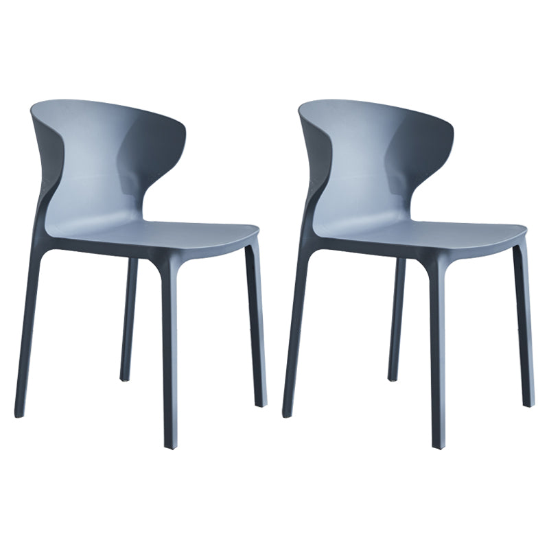 Chaise de salle à manger empilable en plastique à oreilles de fauteuil contemporain à la maison
