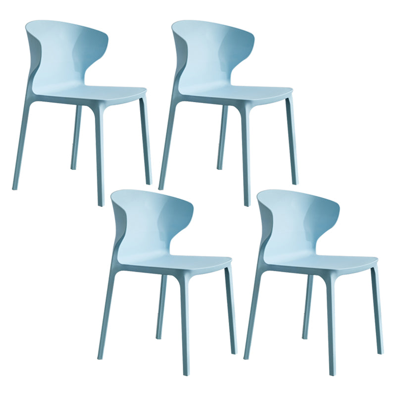 Chaise de salle à manger empilable en plastique à oreilles de fauteuil contemporain à la maison