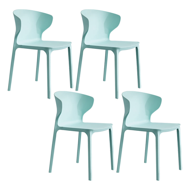 Chaise de salle à manger empilable en plastique à oreilles de fauteuil contemporain à la maison