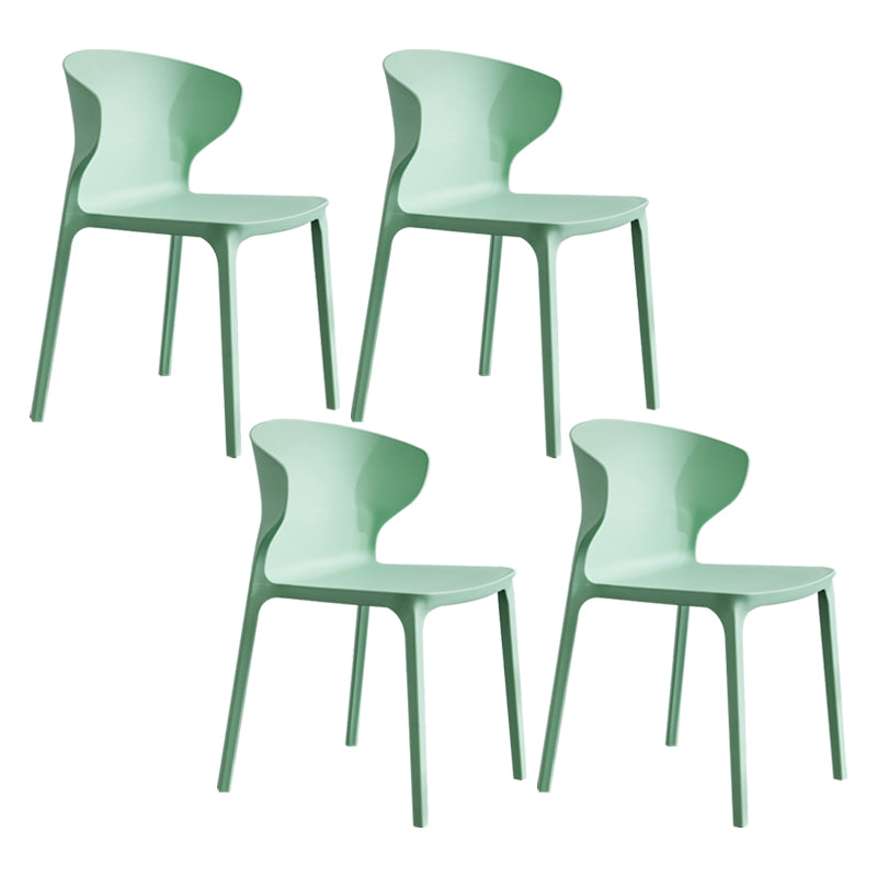 Chaise de salle à manger empilable en plastique à oreilles de fauteuil contemporain à la maison
