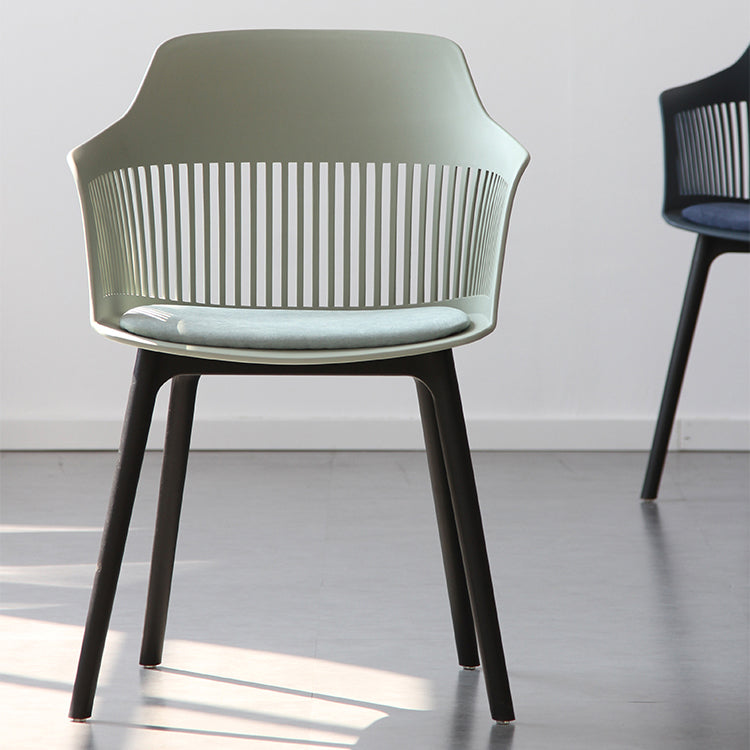 Chaise de salle à manger en plastique de Style nordique, chaise latérale à dossier Windsor pour usage domestique