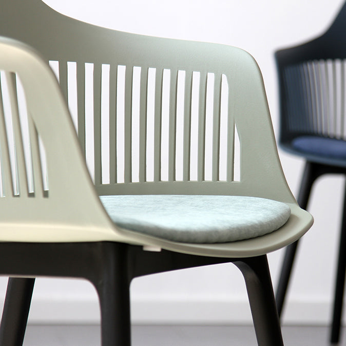 Chaise de salle à manger en plastique de Style nordique, chaise latérale à dossier Windsor pour usage domestique