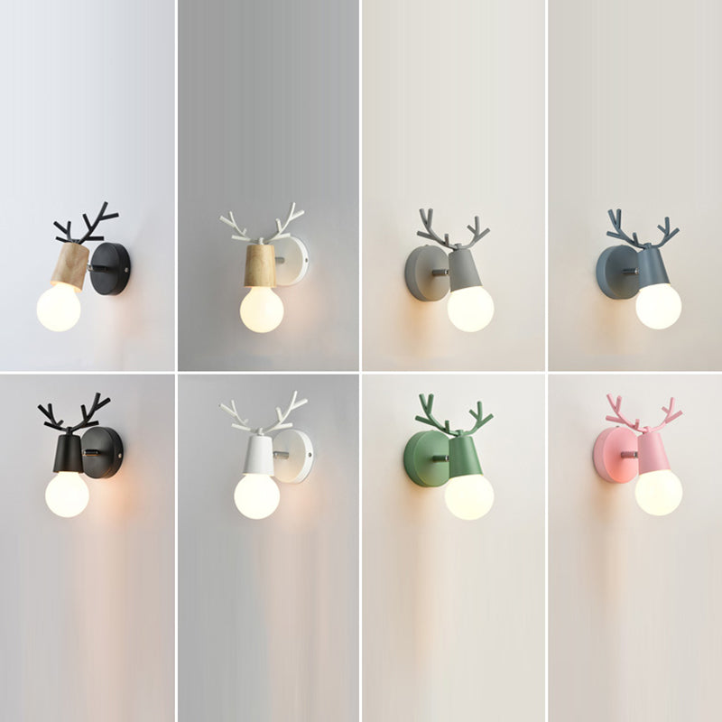 Atletas de hierro Luz de la pared Simple Modern Style 1 Luz de montaje en la pared interior de luz.