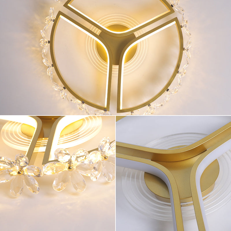 Lámpara de techo moderna de metal dorado y altura de montura de cristal transparente para sala de estar