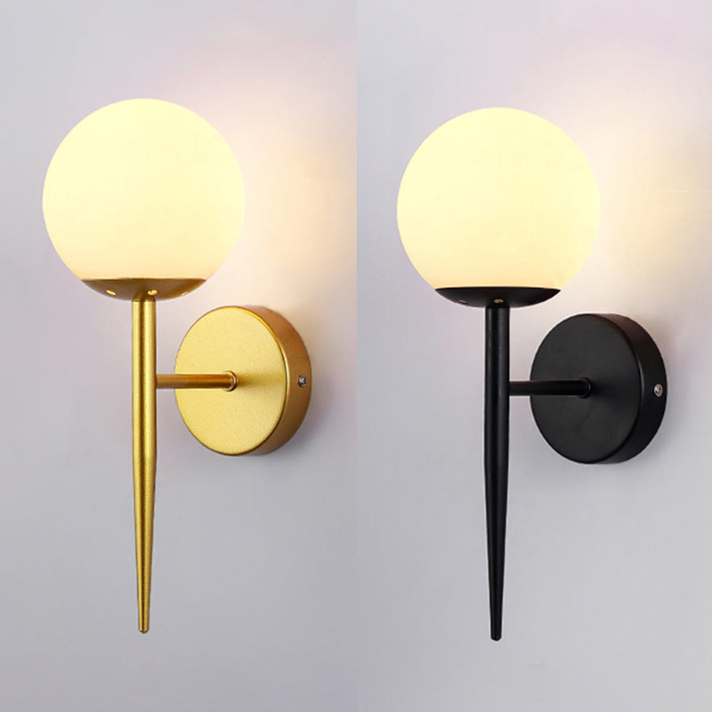 Modern Wall Mounted Lamp in Gold/Black Single Head Sconce Lights for Foyer