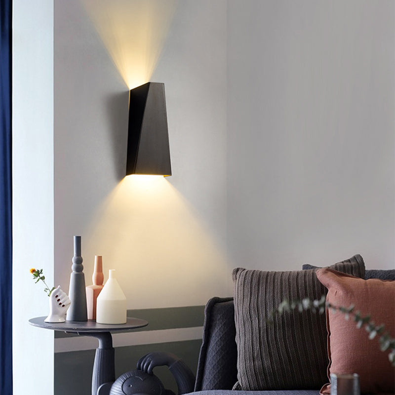 Geometric Shade Wall Lighting Modern Simple Metal Style 1 Light Wall Light