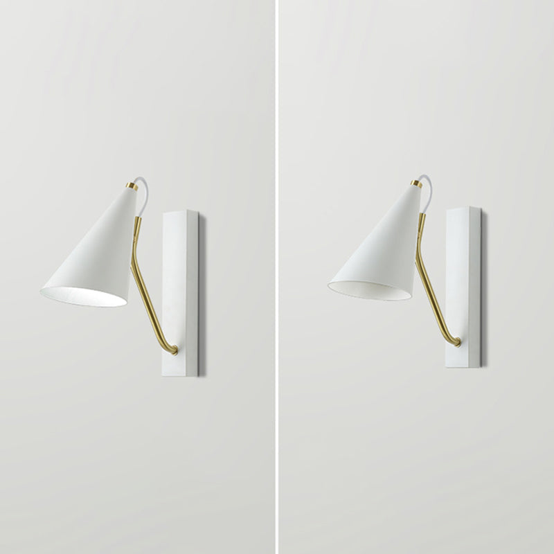 Moderna lampada a parete conica a parete singola creativa a parete singola per camera da letto