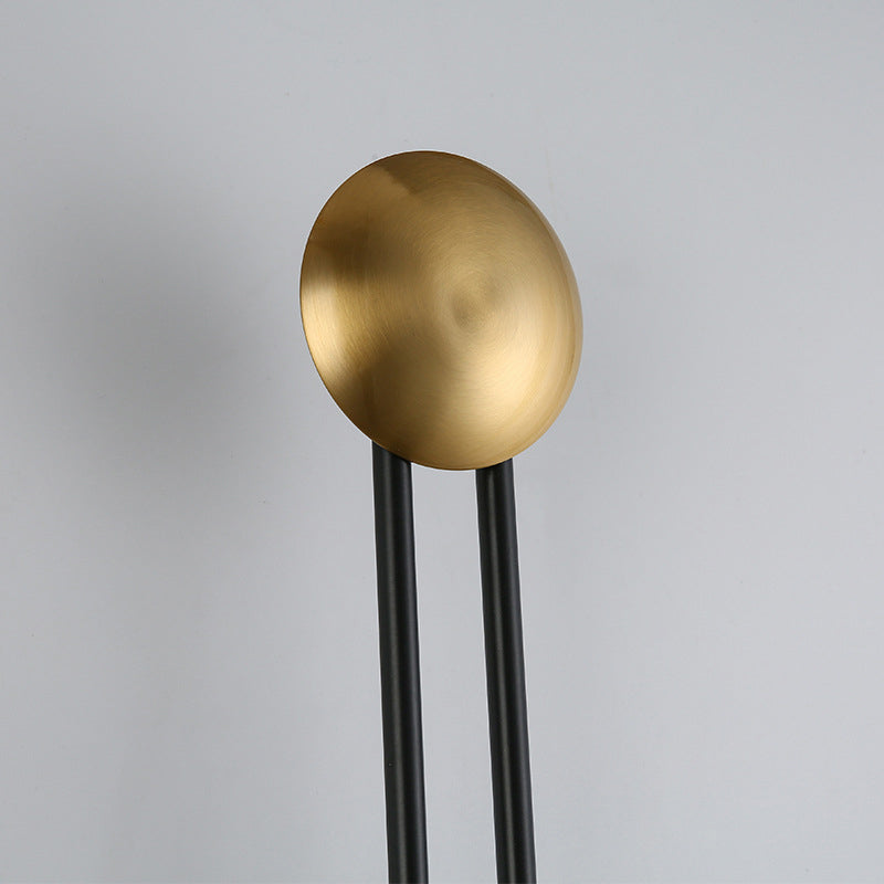 Lámpara de pared LED circular dorada en moderna luz de pared de hierro de electroplacas de estilo creativo para dormitorio