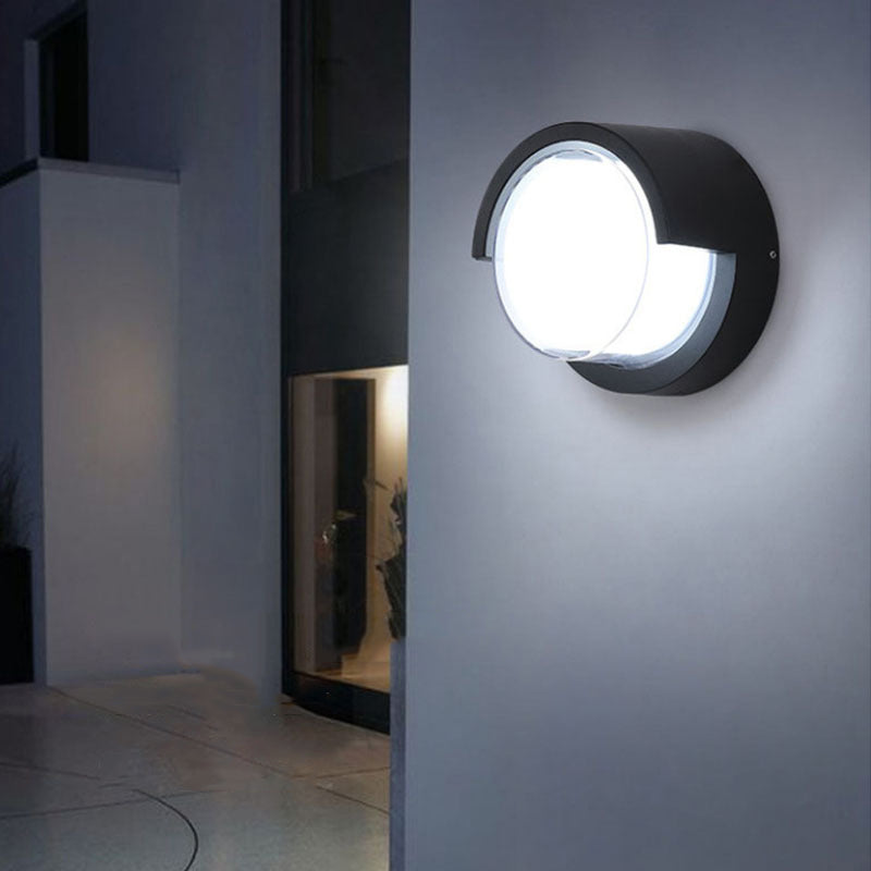 Geometric Shade Wall Lighting Modern Style Metal 1 Light Sconce Light in Black