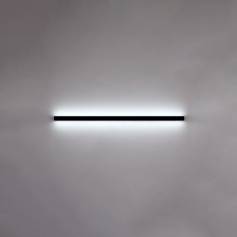 Moderner einfacher Stil Linearer Schatten Wandleuchten Metal 1 Leichte Leuchten im schwarzen Finish