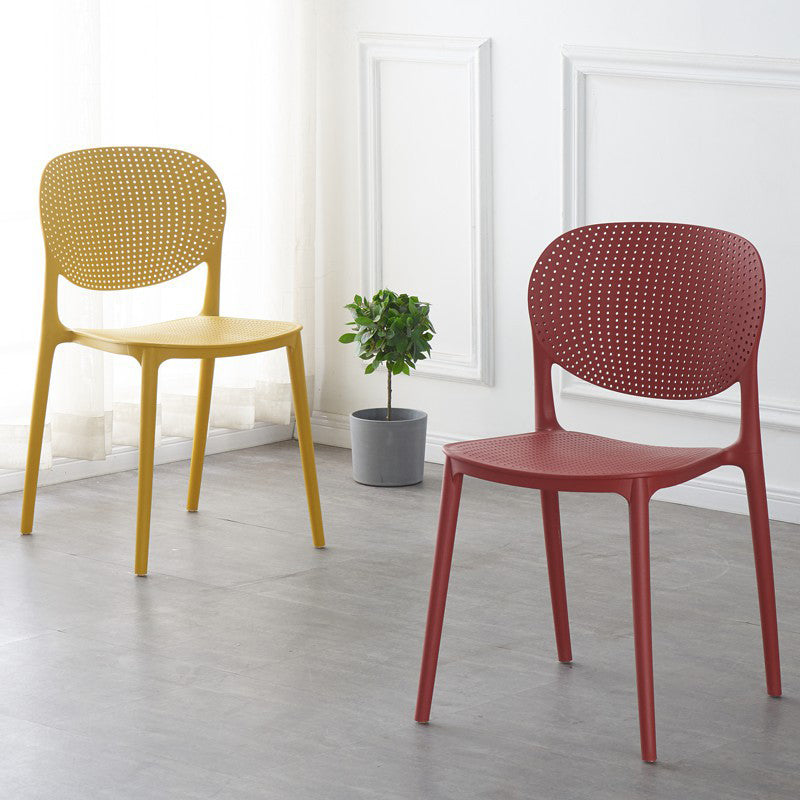 Chaise d'appoint en plastique de Style Glam, finition mate, chaise de salle à manger à dossier ouvert pour salle à manger