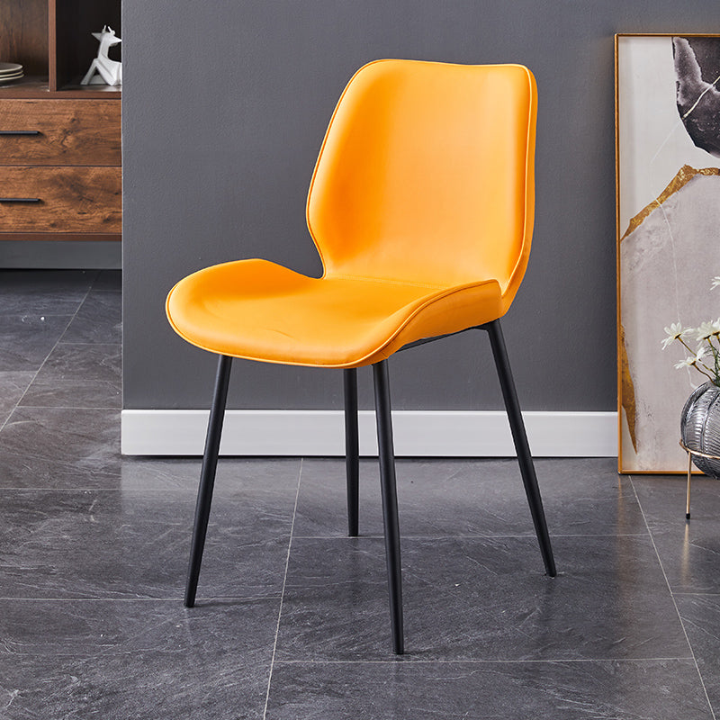 Chaise d'appoint en métal pour café scandinave, finition mate, chaise de salle à manger à oreilles