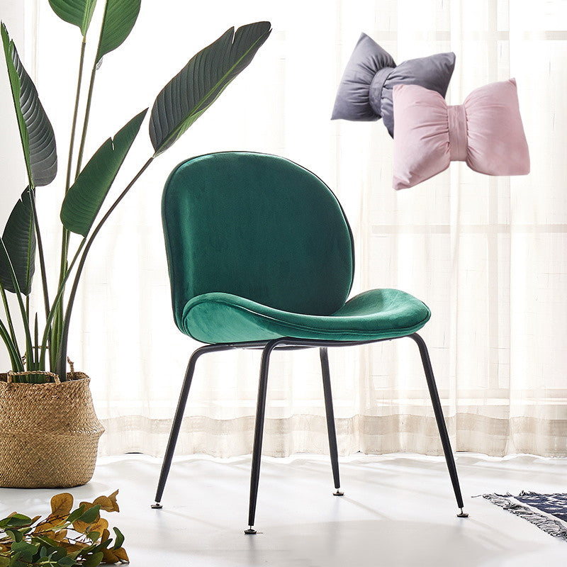 Metal Scandinavian Restaurant Side Chair Matte Finish Wingback Dining Chair