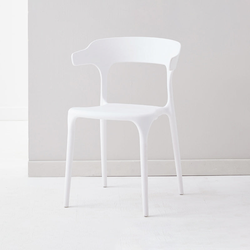 Chaise d'appoint contemporaine empilable, chaises sans bras en plastique coloré pour salle à manger