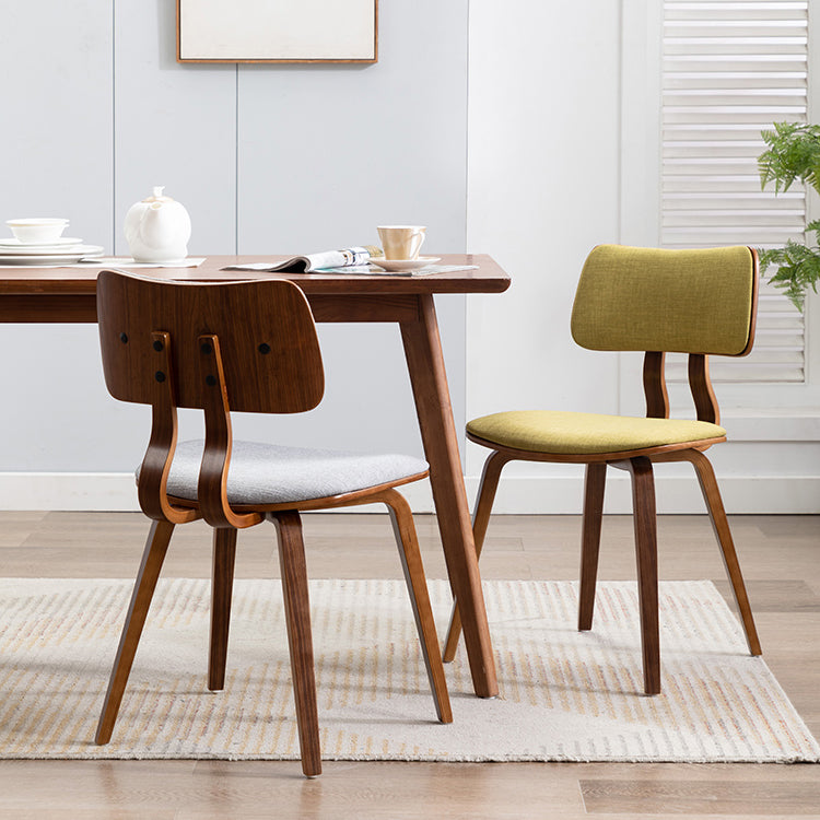 Chaise d'appoint contemporaine à la maison, chaise de salle à manger en bois rembourrée à dossier ouvert