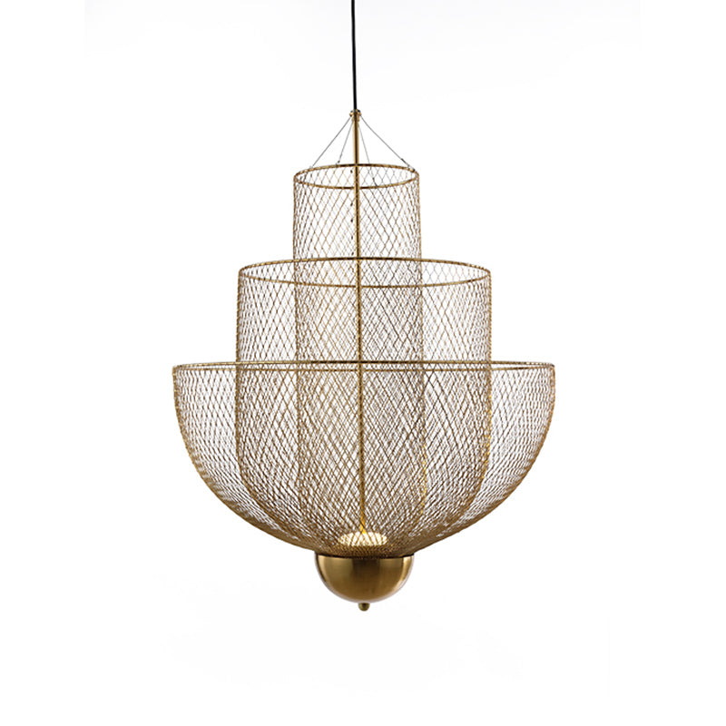 3-stufige minimalistische Käfighängung hängend, goldene Metallhängelampe für das Restaurant