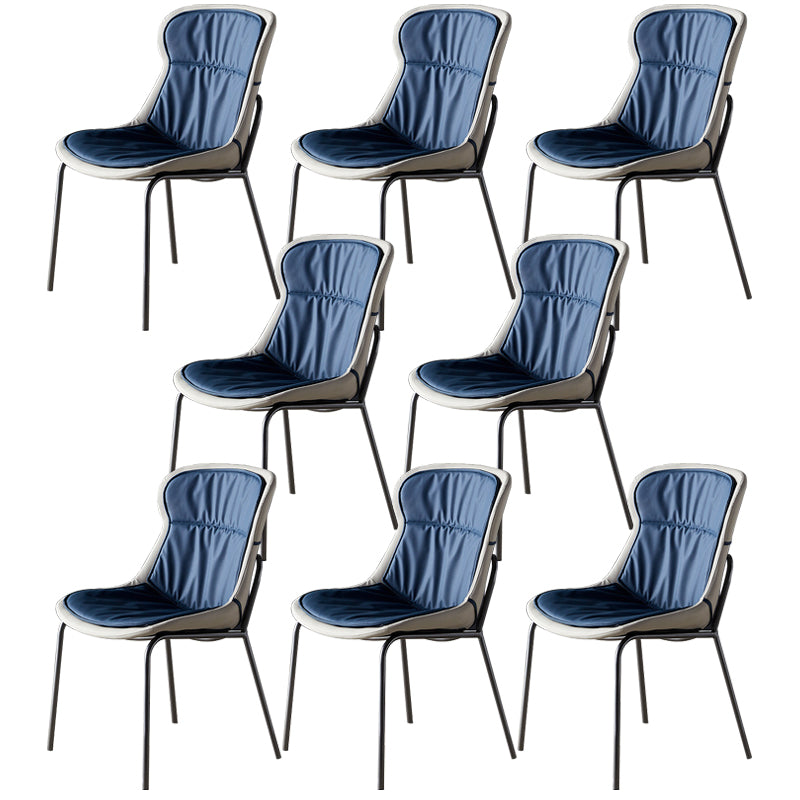 Chaises de salle à manger latérales en cuir Chaise latérale à oreilles rembourrée moderne avec pieds en métal