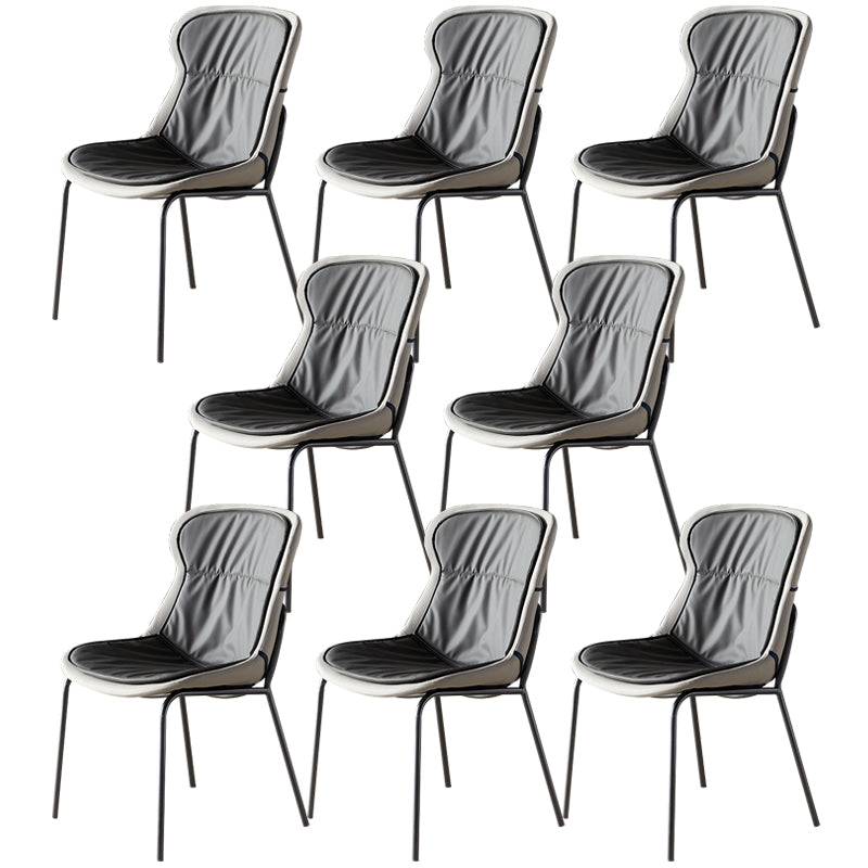 Chaises de salle à manger latérales en cuir Chaise latérale à oreilles rembourrée moderne avec pieds en métal