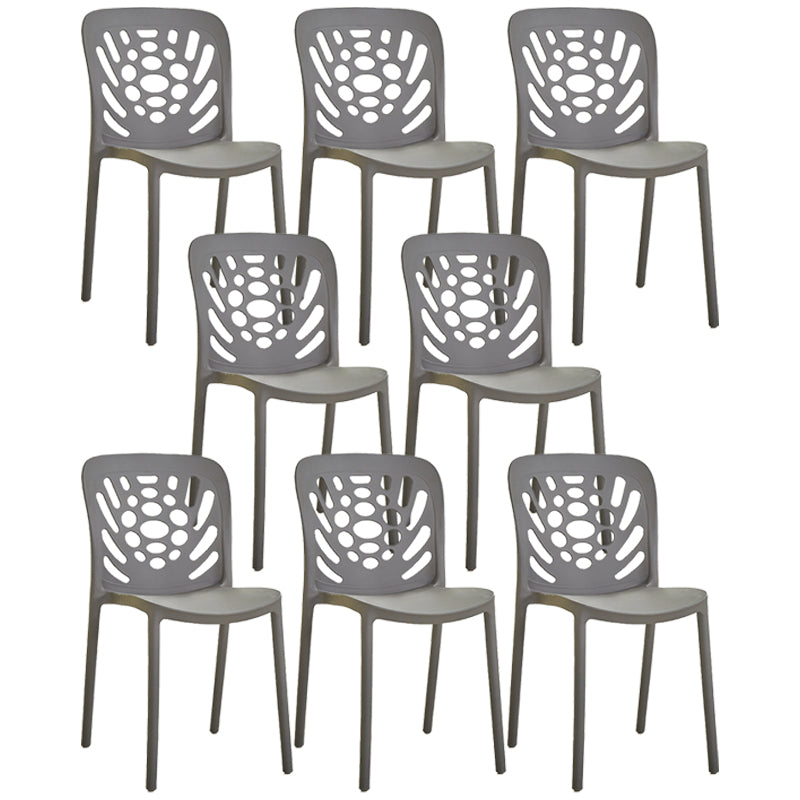 Chaise d'appoint empilable en plastique de Style Glam, chaise de salle à manger au fini mat pour un usage domestique