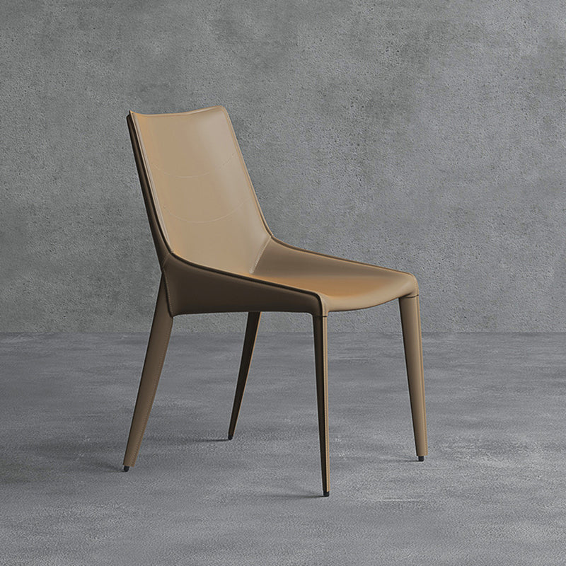 Chaise de salle à manger contemporaine en simili cuir, finition mate, dossier solide
