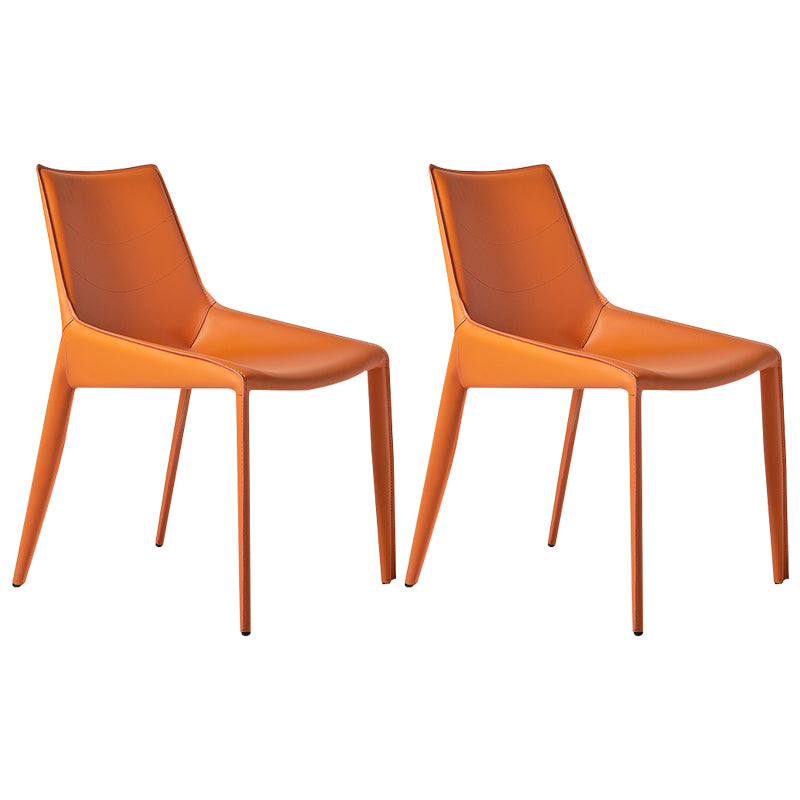 Chaise de salle à manger contemporaine en simili cuir, finition mate, dossier solide