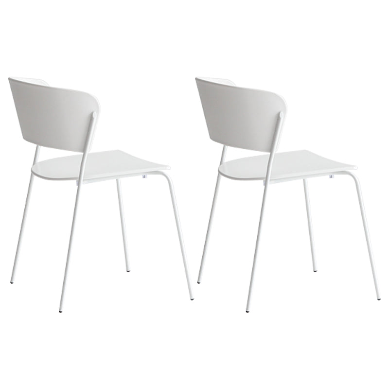 Chaise de salle à manger contemporaine, chaise latérale à dossier ouvert avec pieds en métal pour un usage domestique