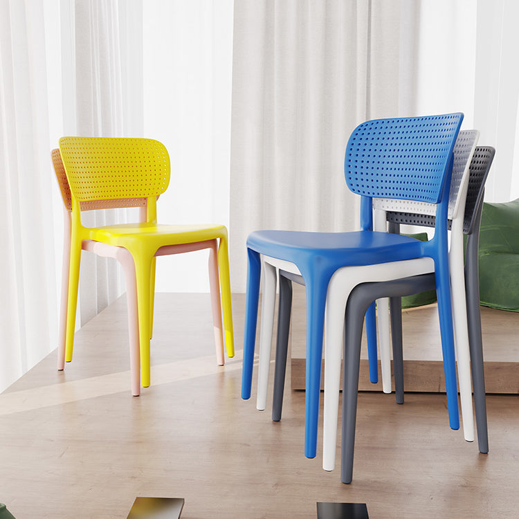 Contemporary Plastic Open Side Chair Stacking Study Room Dining Chair With Matte Finish