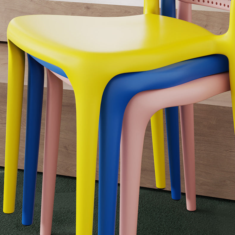 Contemporary Plastic Open Side Chair Stacking Study Room Dining Chair With Matte Finish
