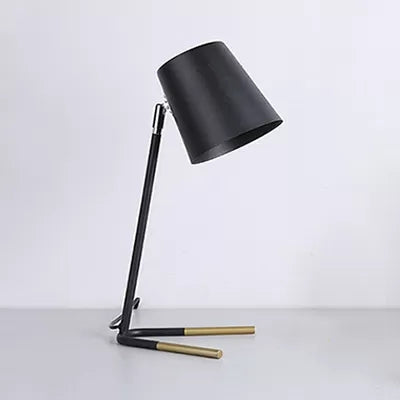 1 Light Bucket Desk Light with Plug In Cord Nordic Metal Small Table Light for Study Room
