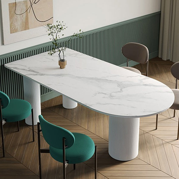 Eigentijdse eettafel Gesinterde stenen eettafel met 3 witte poten om te dineren