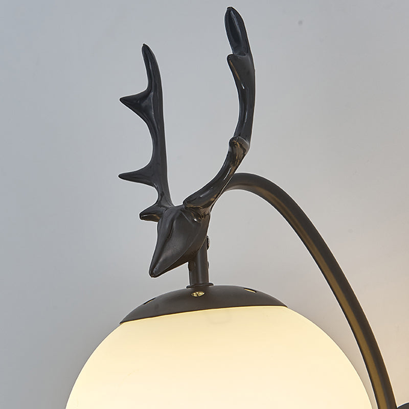 Luces creativas de luz de pared de estilo moderno con sombra de vidrio para dormitorio de hotel