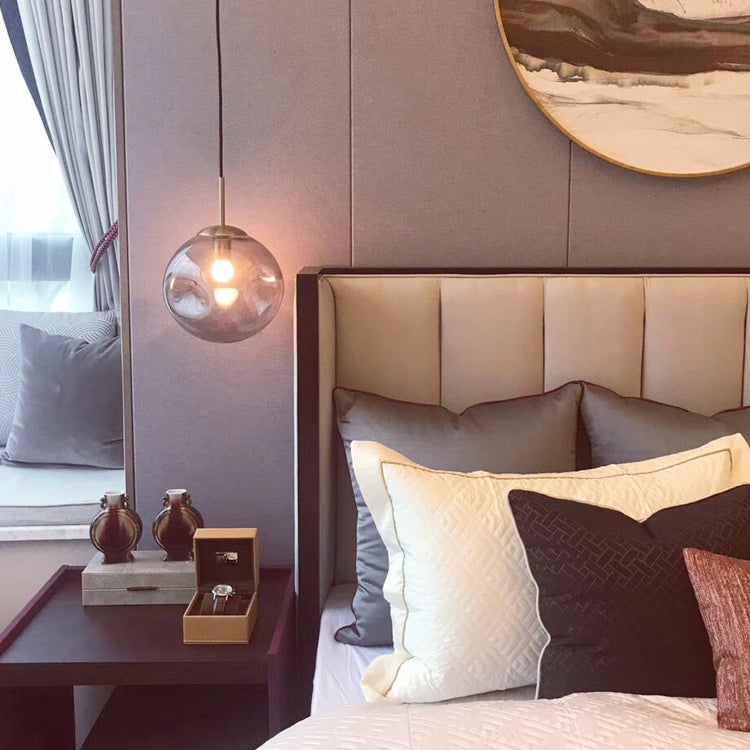 Modern Creative Single Pendant Light Electroplate Metal Globe Hanging Lamp with Glass Shade