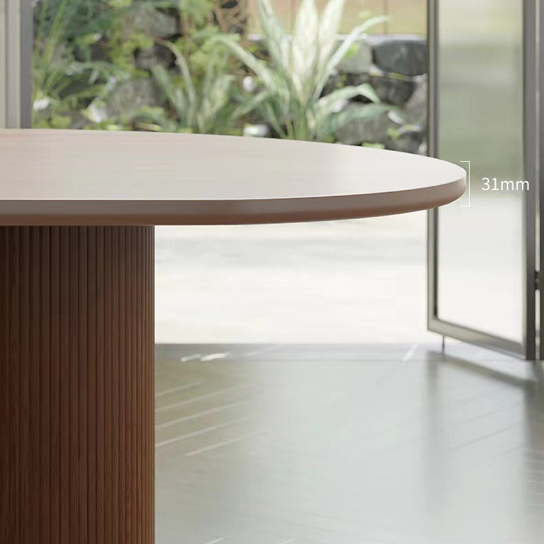 Forma gratis Mesa de comedor de tono marrón de madera maciza Mesa de 3 patas moderna para comedor para comedor
