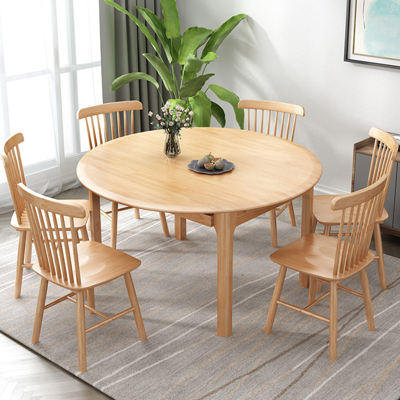 Modern Style Solid Wood Dining Table Round Table with 4 Legs for Home Use