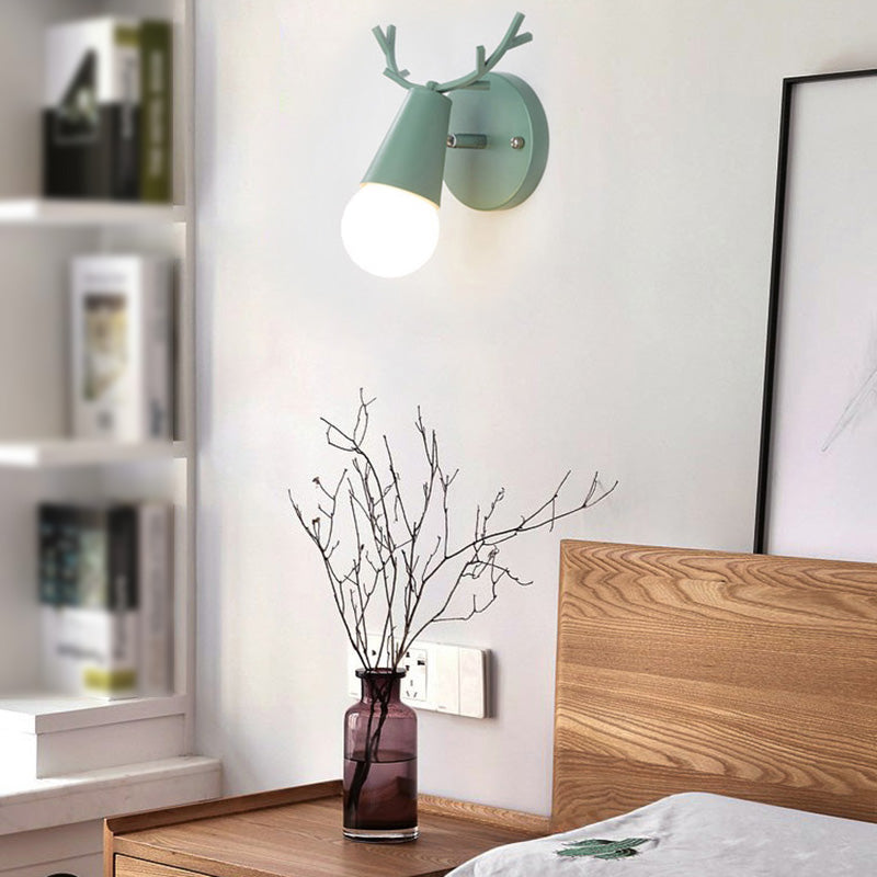 Estilo moderno Luz de lámpara de montaje de pared de 1 luces Lighting de pared de los ciervos de metal