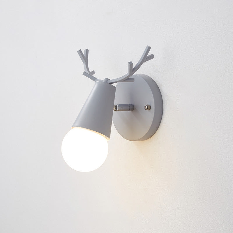 Moderner Stil 1-Licht-Wandmontage Leuchte Metallhirsch Wandleuchte Beleuchtung