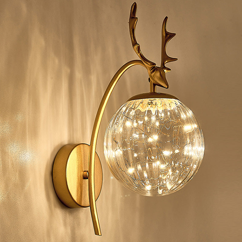 Lampada montata a parete interna da 14 "ad alta semplicità con tonalità di vetro in nero/oro